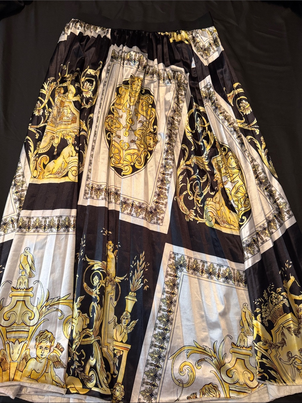 SHEIN Black, Gold & Cream Baroque Panel A-Line Skirt - Decorative Print